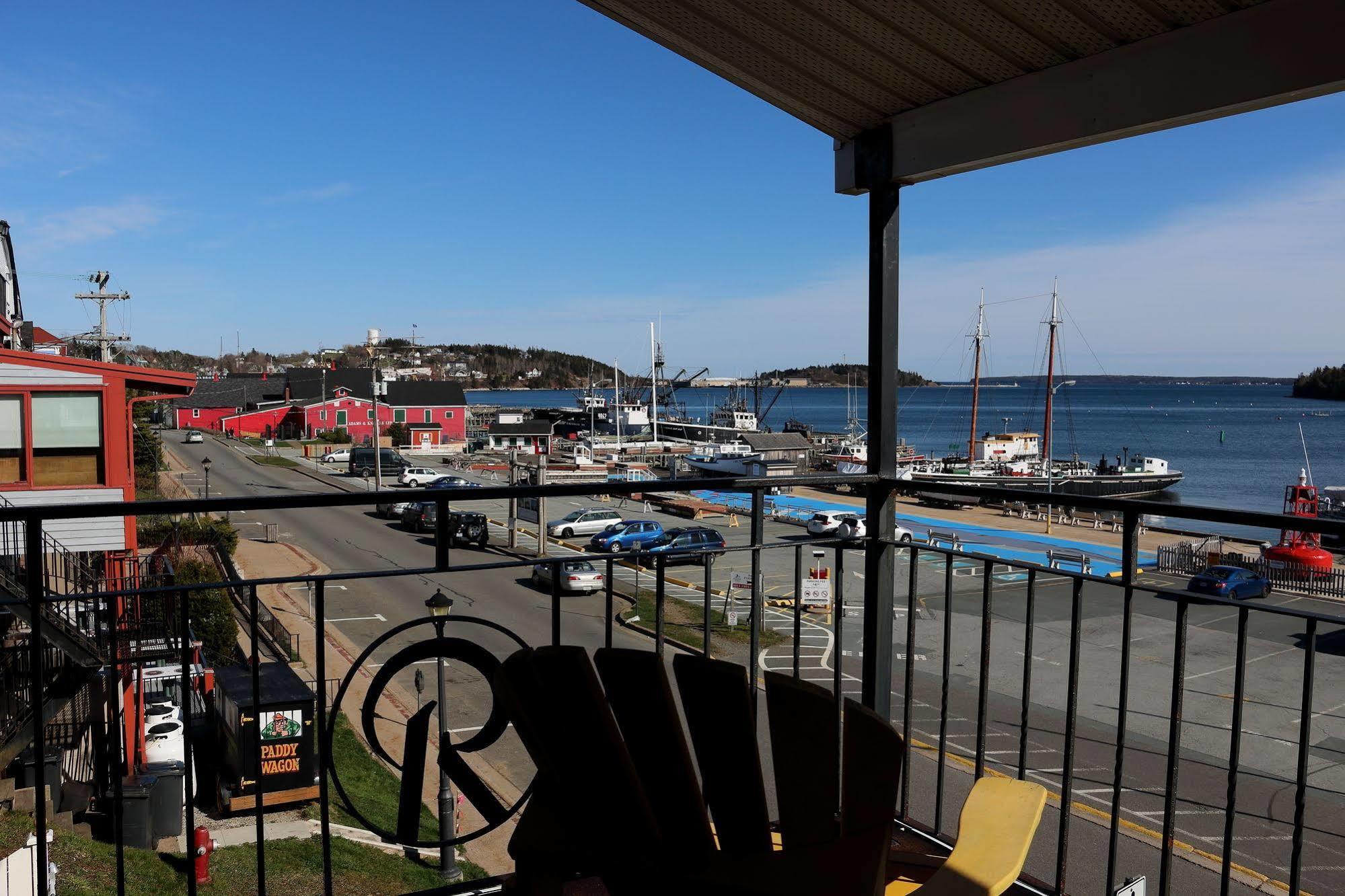 Rum Runner Inn Lunenburg Exteriér fotografie