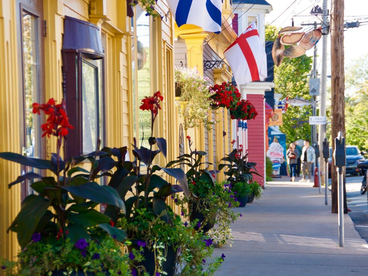 Rum Runner Inn Lunenburg Exteriér fotografie